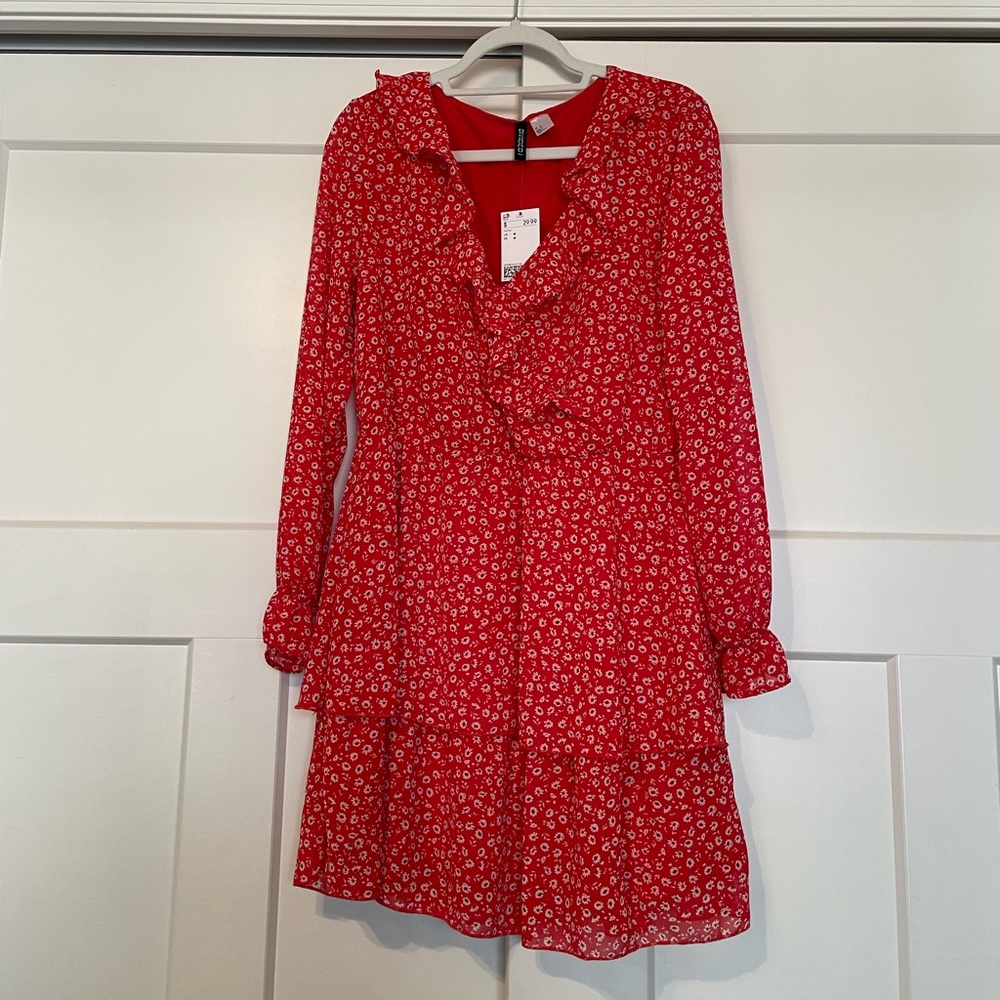 NWT H&M DIVIDED Ruffled Floral Mini Dress Size M